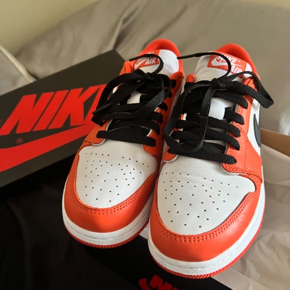 Starfish Jordan 1 Low OG (GS) - Picture 2 of 6